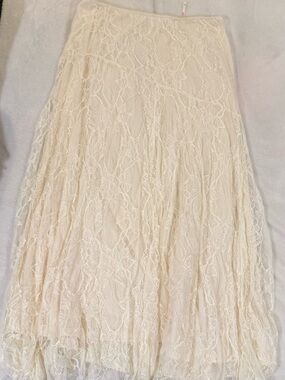 Cream Lace Midi Skirt with Delicate Embroidery